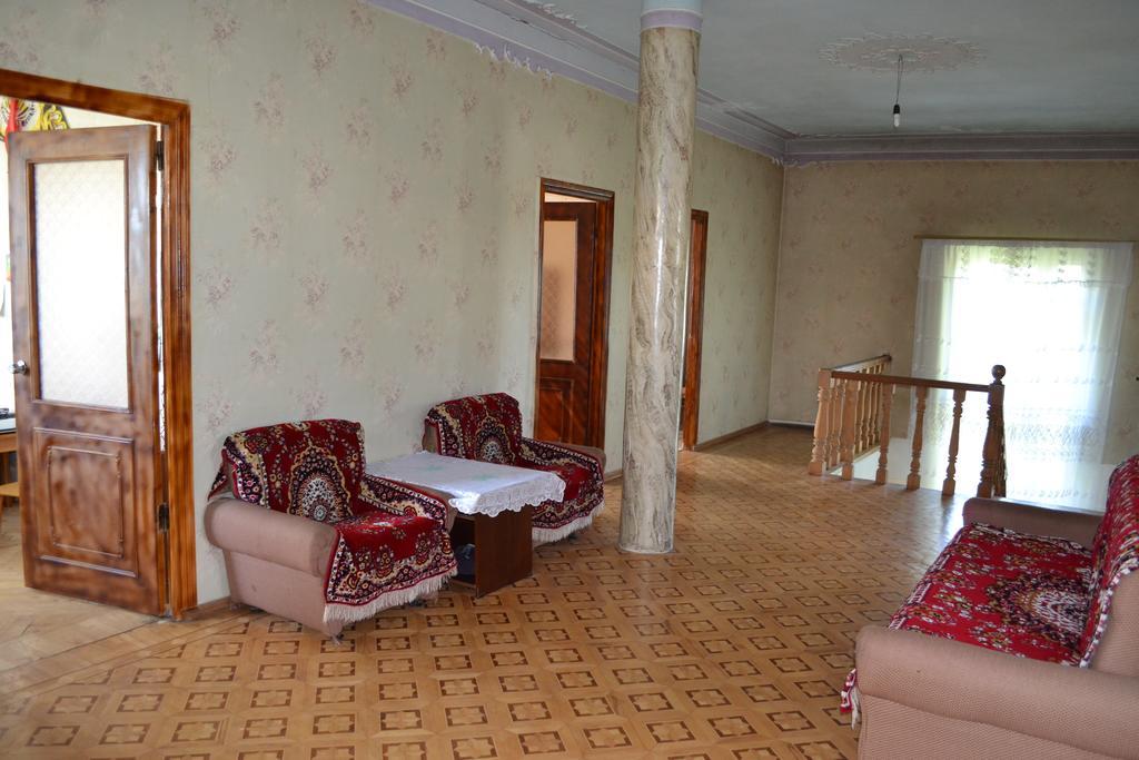 Serik & Geora Guesthouse Sevan Exterior photo